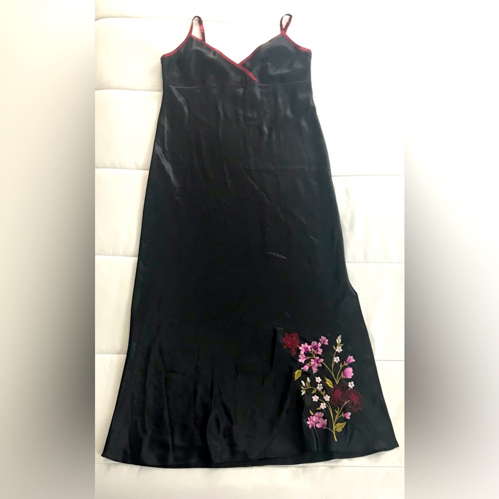 Valerie Stevens Black Cami Satin Midi Slip Dress Nightgown Floral Embroidered~ S